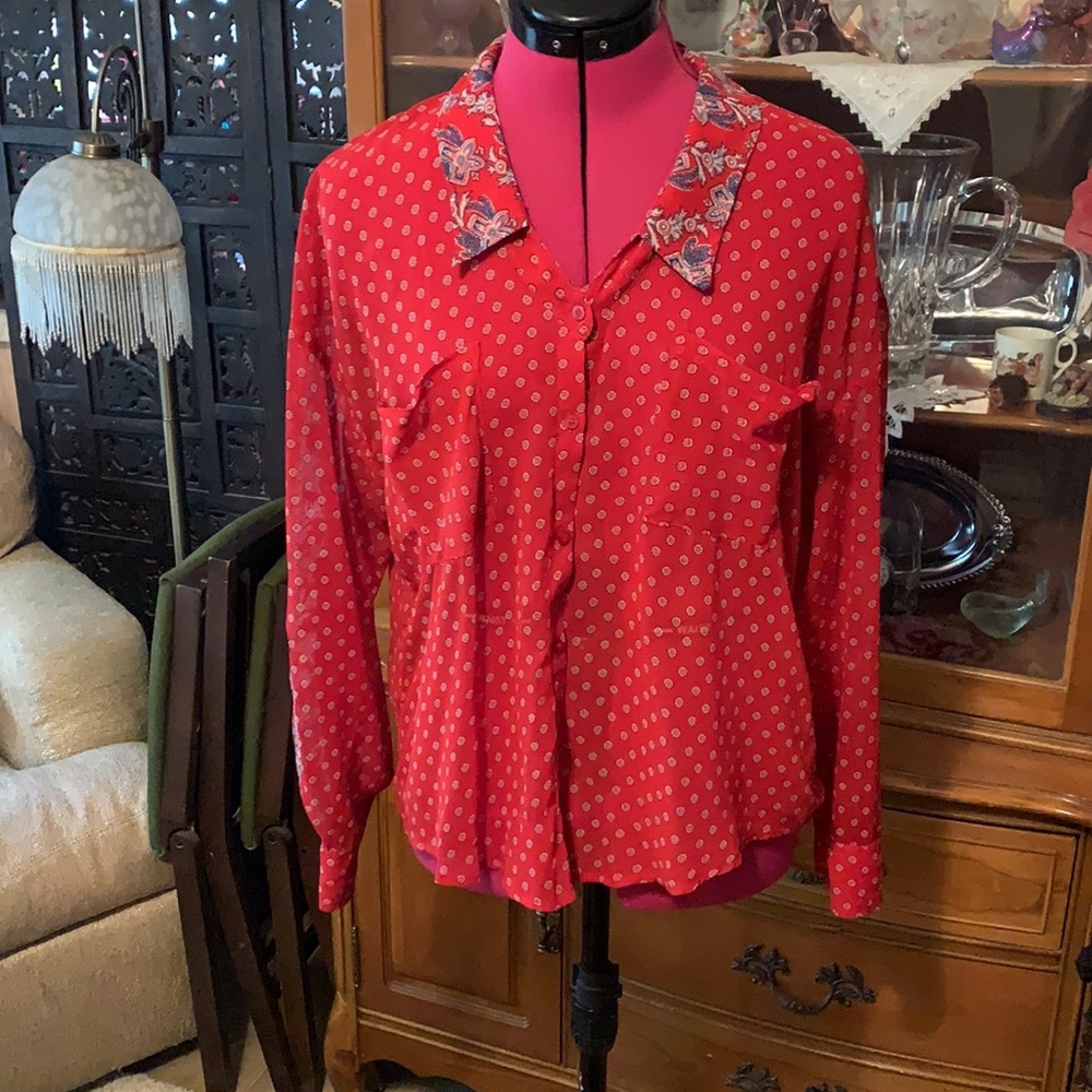 EUC Free people red sheer Button up blouse M - Picture 2 of 6